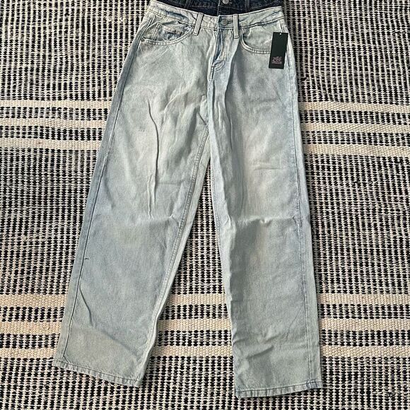 Wild Fable Size 2 90s Relaxed Straight Light wash jeans NWT - Picture 1 of 8